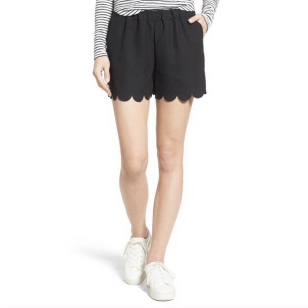 Madewell Black Scalloped Hem Shorts Size XS